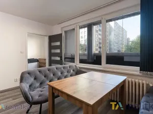 Prodej bytu 3+1, Orlová, Adamusova, 65 m2