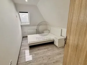 Pronájem bytu 2+1, Chomutov, Karlovarská, 81 m2