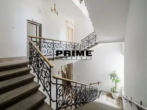 Pronájem kanceláře, Praha - Vinohrady, Italská, 255 m2