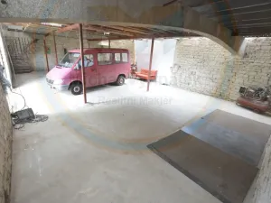 Pronájem komerční, Hrobce, 130 m2