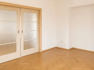 Prodej bytu 4+1, Hradec Králové - Pražské Předměstí, Drahoňovského, 123 m2