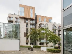 Pronájem garážového stání, Praha, Korunní, 12 m2