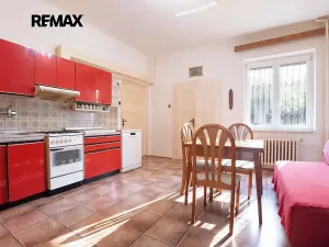 Prodej vícegeneračního domu, Praha - Vokovice, Půlkruhová, 385 m2
