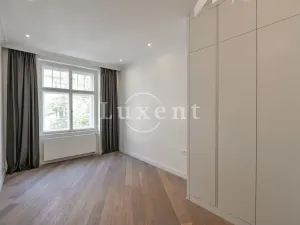 Pronájem bytu 2+kk, Praha - Vinohrady, náměstí Jiřího z Poděbrad, 54 m2