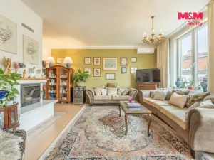Prodej atypického bytu, Praha, Nuselská, 171 m2