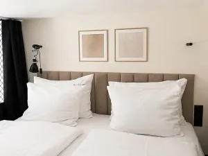 Prodej ubytování, Praha - Karlín, Prvního pluku, 22 m2
