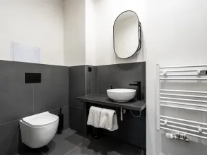 Prodej ubytování, Praha - Karlín, Prvního pluku, 27 m2