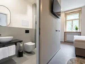 Prodej ubytování, Praha - Karlín, Prvního pluku, 20 m2