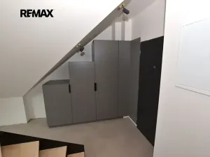 Pronájem atypického bytu, Plzeň, Slovanská, 73 m2