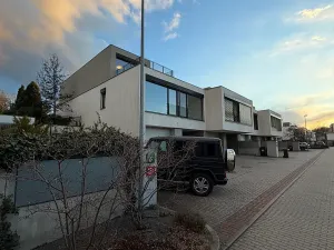 Pronájem rodinného domu, Praha - Horní Měcholupy, U Golfu, 227 m2