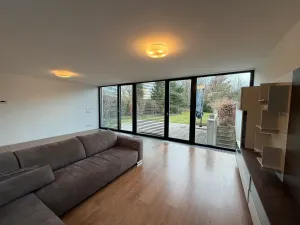 Pronájem rodinného domu, Praha - Horní Měcholupy, U Golfu, 227 m2