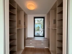 Pronájem rodinného domu, Praha - Horní Měcholupy, U Golfu, 227 m2