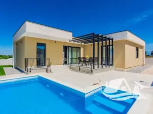 Prodej vily, Privlaka, Chorvatsko, 100 m2