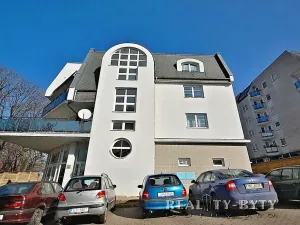 Pronájem bytu 1+kk, Liberec, Boženy Němcové, 28 m2