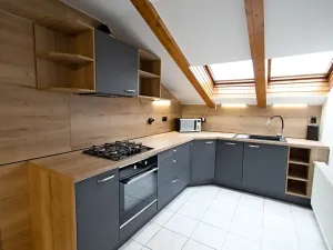 Pronájem bytu 3+1, Domažlice, Msgre. B. Staška, 125 m2