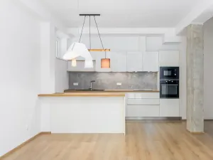 Pronájem bytu 3+kk, Hluboká nad Vltavou, U Parku, 82 m2