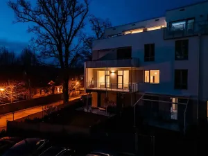 Pronájem bytu 3+kk, Hluboká nad Vltavou, U Parku, 82 m2