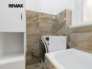 Pronájem bytu 2+kk, Plzeň, Koterovská, 36 m2