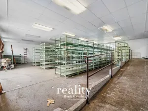Pronájem skladu, Jihlava, Polenská, 180 m2