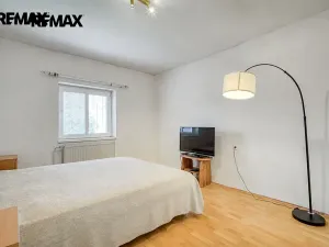 Prodej rodinného domu, Hrob, 258 m2