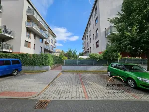 Pronájem bytu 1+kk, Praha - Vysočany, Jana Přibíka, 29 m2