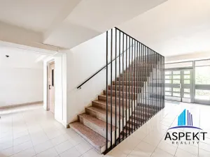 Pronájem bytu 1+kk, Praha - Vokovice, Evropská, 24 m2