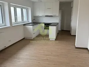 Pronájem bytu 2+kk, Rokycany, Zeyerova, 53 m2