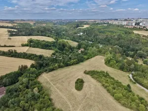 Prodej bytu 5+kk, Praha - Holyně, náměstí Pod lípou, 152 m2