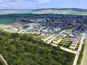 Prodej pozemku pro bydlení, Hrušovany u Brna, Pod Střediskem, 611 m2