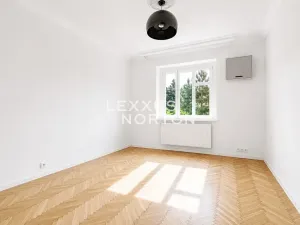 Pronájem kanceláře, Praha - Smíchov, Fráni Šrámka, 413 m2