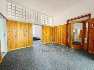 Pronájem kanceláře, České Budějovice, Kanovnická, 210 m2