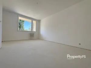 Pronájem bytu 3+1, Slaný, Arbesova, 62 m2