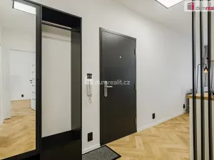 Prodej bytu 2+1, Sokolov, Mánesova, 61 m2
