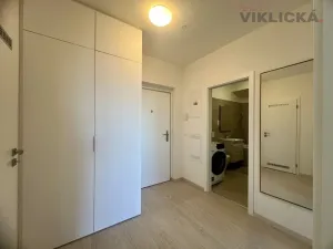 Pronájem bytu 2+kk, Praha - Kbely, Sedlářova, 54 m2