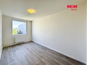 Pronájem bytu 4+1, Praha - Hloubětín, Rochovská, 83 m2