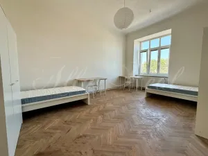 Prodej bytu 4+1, Olomouc, Komenského, 25 m2
