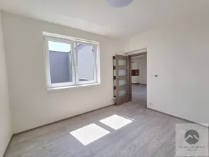 Pronájem bytu 2+kk, Modřice, Bobravská, 64 m2