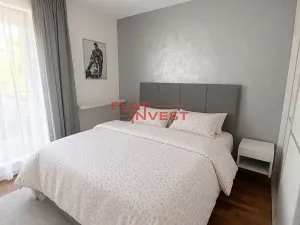 Pronájem bytu 2+kk, Praha - Vršovice, Vršovická, 80 m2