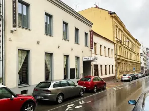 Pronájem bytu 1+kk, Brno, Francouzská, 18 m2
