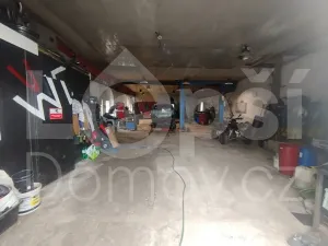 Prodej komerční nemovitosti, Velká Kraš, 392 m2