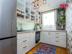 Pronájem bytu 3+kk, Praha - Bohnice, Řešovská, 67 m2