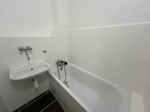 Pronájem bytu 2+1, Třinec, Jablunkovská, 65 m2