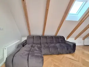 Pronájem bytu 2+1, Praha - Karlín, Březinova, 90 m2