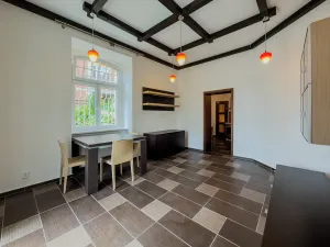 Prodej bytu 3+1, Karlovy Vary, Na Vyhlídce, 94 m2