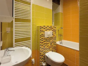 Prodej bytu 3+1, Karlovy Vary, Na Vyhlídce, 94 m2