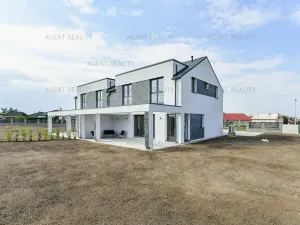 Prodej rodinného domu, Slaný, 156 m2