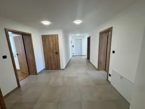 Prodej rodinného domu, Hroznová Lhota, 145 m2