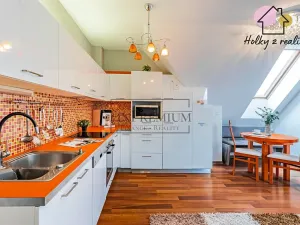 Prodej bytu 3+kk, Jesenice, Lomená, 108 m2
