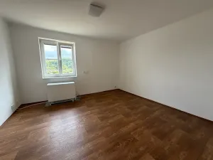 Pronájem bytu 2+1, Horšovský Týn, Smetanovo náměstí, 50 m2