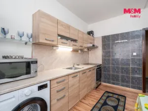 Prodej bytu 3+1, Teplice - Trnovany, U Červeného kostela, 79 m2